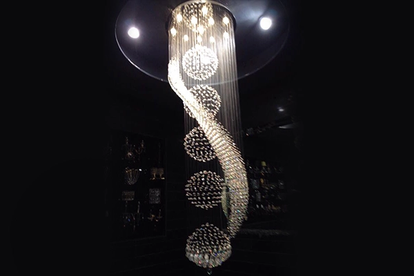Fine glass chandeliers with consistent quality output