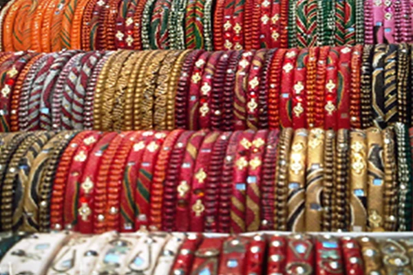 Fancy glass bangles for retailers and bulk buyers