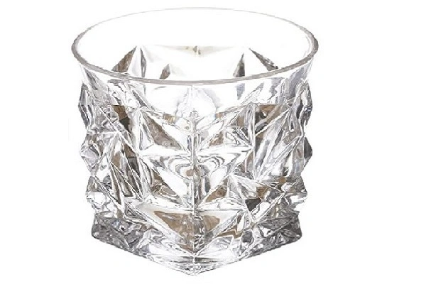 Export quality glass whisky glasses for retailers